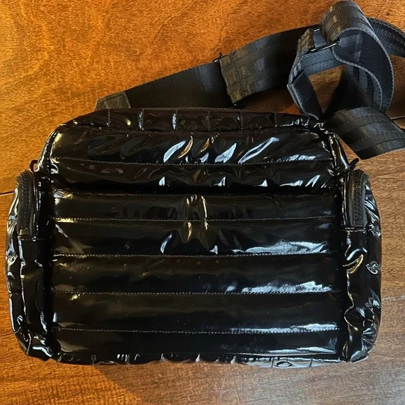 Think Royln The Trinity Handbag Black Patent Crossbody Quilted Detachable Strap - Picture 5 of 8